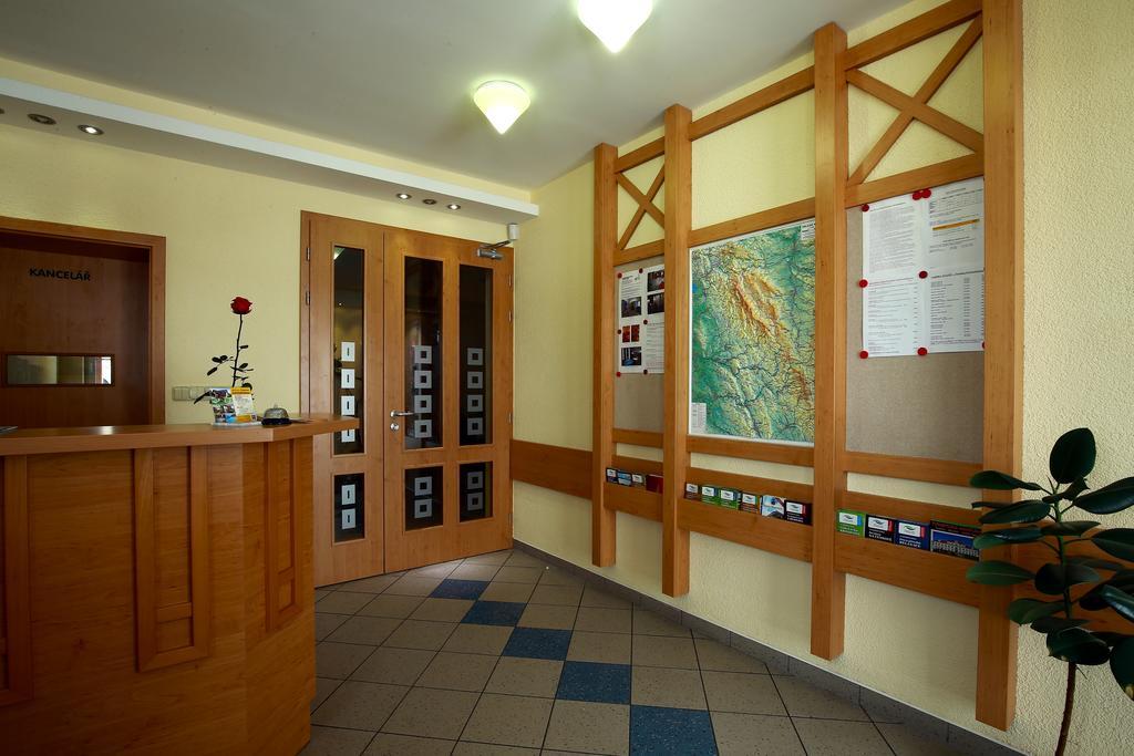 Wellness Penzion Pod Rozhlednou Kostelec nad Orlici Ngoại thất bức ảnh